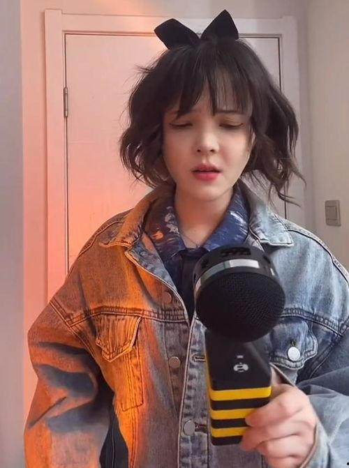 网红吃瓜事件视频,揭秘幕后真相与网络舆论风暴  第1张